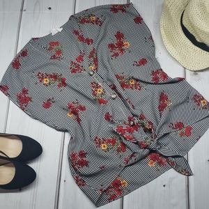 Sleeveless Button Down Blouse